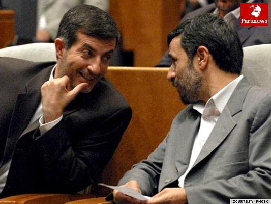تعارف احمدی نژاد به مشایی
