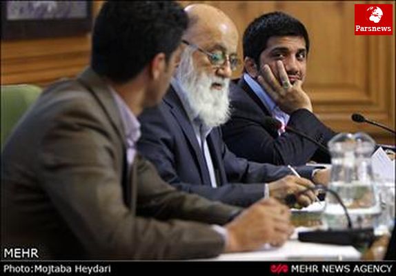 اعتراضبه ساخت و سازهای غیر مجاز در تپه های عباس آباد
