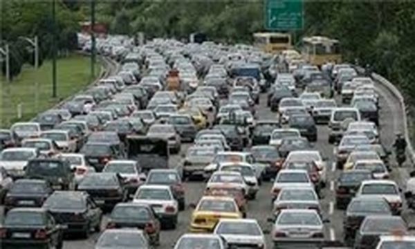 ترافیک سنگین در آزادراه کرج ـ تهران