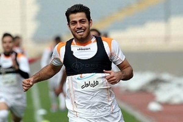 پورعلیگنجی: برای موفقیت تیم ملی جان میدهیم