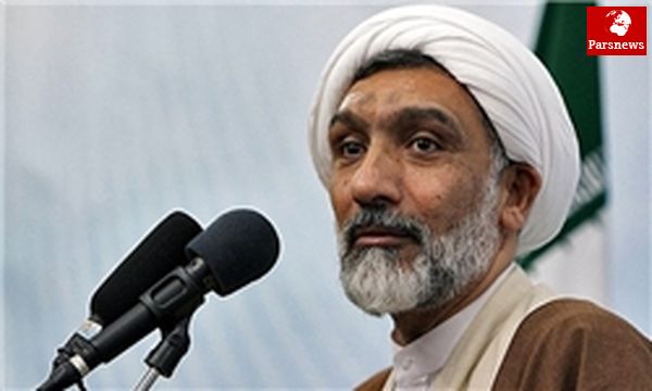 صحبت درباره هاشمی قدم زدن در تاریخ است