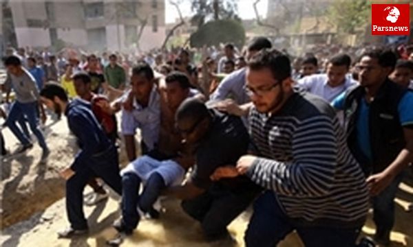 ۲۹ نفر در درگیریهای میدان التحریر زخمی شدند