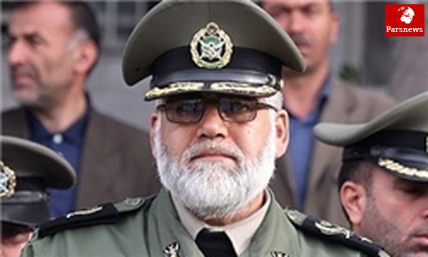 پدافند ۲۴ ساعته چشمش به رادار و دستش بر روی ماشه است