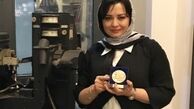 مهراوه شریفی نیا با آینه بغل یک موتور!/ عکس