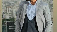 کاوه خداشناس با تیپ رسمی روی پشت بام + عکس