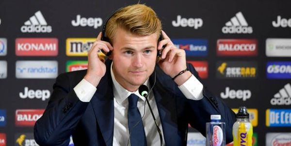   باعث افتخارم است فان باستن از من انتقاد کند 