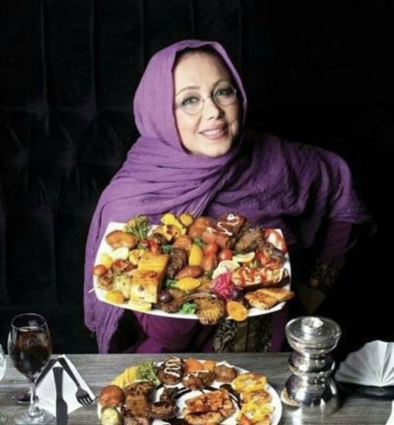 سینی غذای زیبای بهنوش‌ بختیاری + عکس