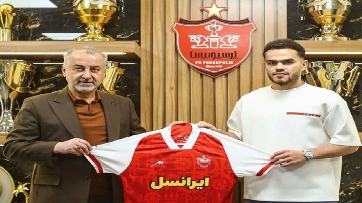 پرسپولیس با  ارونوف قرارداد بست