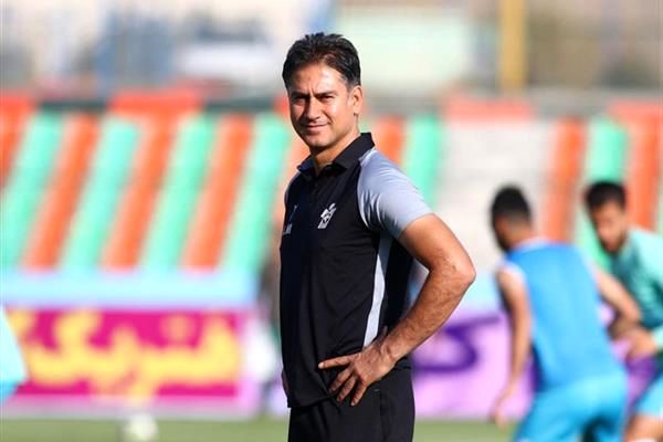  مطهری: شاهین بندرعامری قابل احترام است