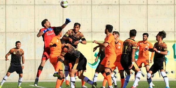  شکست خانگی مس کرمان مقابل بادران