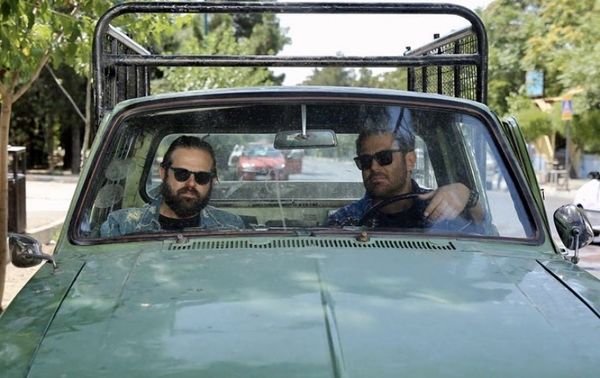 گلزار وانت سوار شد + عکس