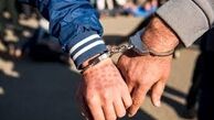سارقانی که فروشنده را از خودرو پرت کردند