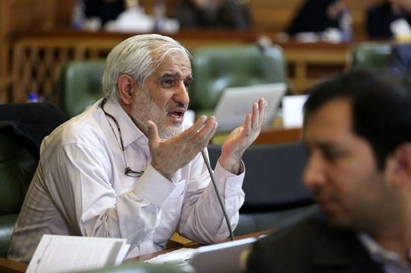 مسئولان به این نتیجه رسیدهاند که برای حل آلودگی هوا کارگروههای دعا تشکیل دهند