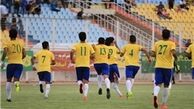 صنعت نفت با تمام قوا در برابر پرسپولیس