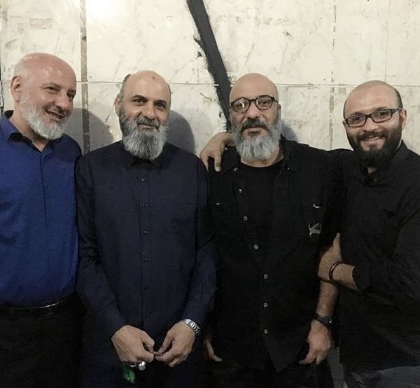 امیر جعفری در میان برادرانش + عکس