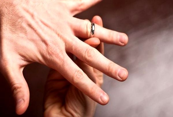 قبل از خواب جواهرات را درآورید