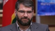 ساداتی نژاد:غربی ها آب نبات می دهند تا دشمنی ها را فراموش کنیم