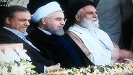 حواشی سفر روحانی به کرمان/تاخیر دوساعته شروع مراسم/حضور چشم گیر دانش آموزان 
