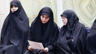 تصویری از زینب سلیمانی در کنار یکی از بزرگان حزب الله