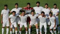 قانون شکنی فوتبالی‌ها در روز روشن