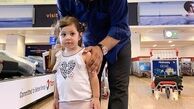 مهران مدیری با هوادار نازش در دبی