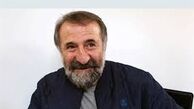 بازیگر فیلم های طنز مشغول چیدن سبزی