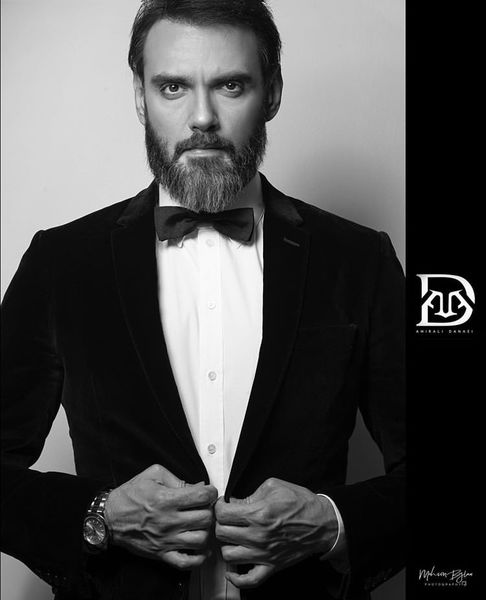 تیپ رسمی امیرعلی دانایی + عکس