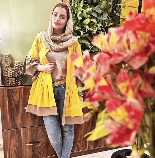 تیپ رنگی رنگی خانم بازیگر + عکس