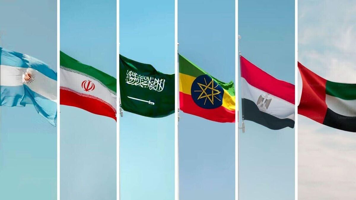 عضویت در پیمان‌ های چندگانه گامی بلند در مسیر خنثی سازی تحریم‌ ها است
