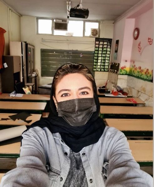 حضور ماهور الوند پس از 20 سال در مدرسه + عکس