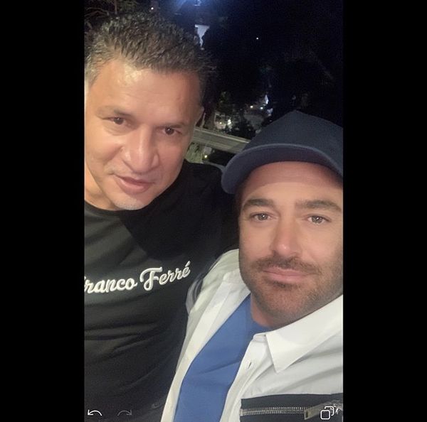 سلفی‌علی دایی با بازیگر مشهور + عکس