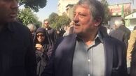 محسن هاشمی در مراسم تشییع شهید حججی/ عکس