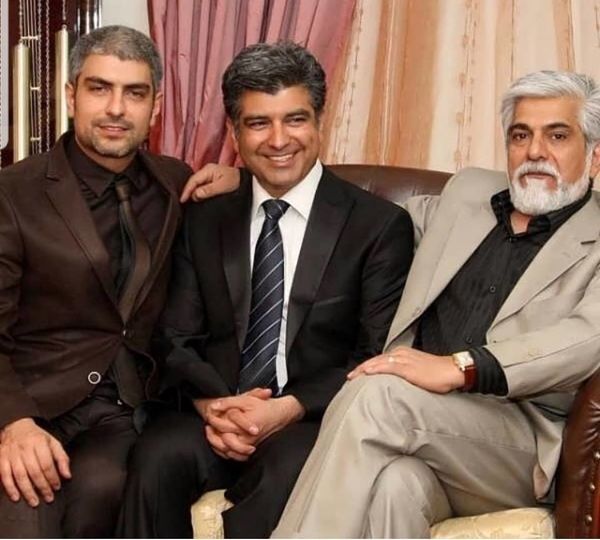 مهدی و حسین پاکدل در کنار برادرشان + عکس