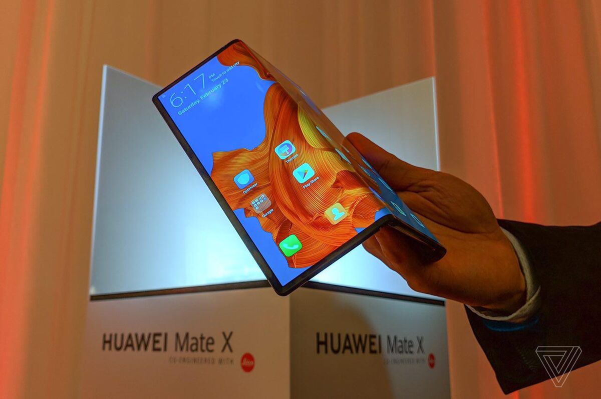 HUAWEI Mate X سریع‌ترین گوشی تاشوی 5G جهان