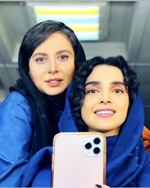 الهه حصاری و رعنا آزادی ور در پشت صحنه زخم کاری + عکس