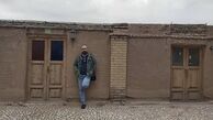 مهران احمدی در عمارتی قدیمی + عکس