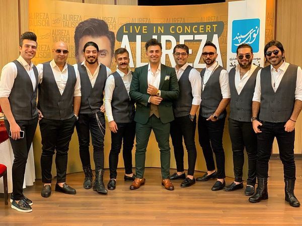 علیرضا تلیسچی در جمع گروه حرفه ایش + عکس