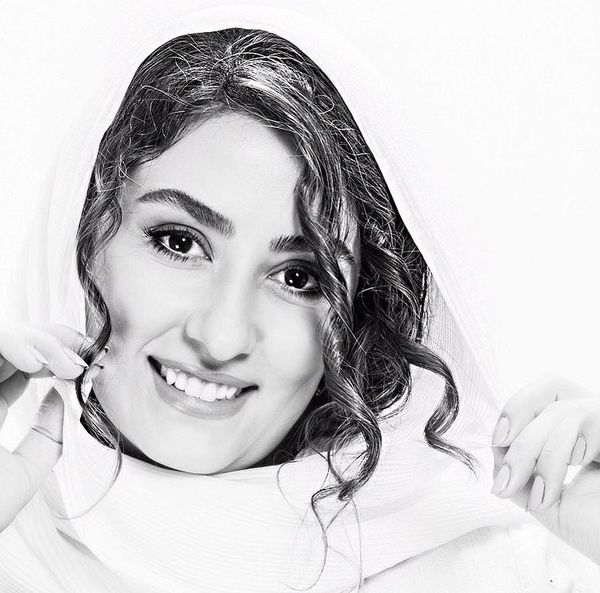 عکس متفاوتی از الهام طهموری