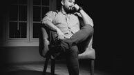 بابک‌ جهانبخش در اتاقی تاریک + عکس