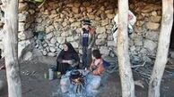 این زن جوان با ۲ فرزندش در کوه زندگی‌ می‌کنند