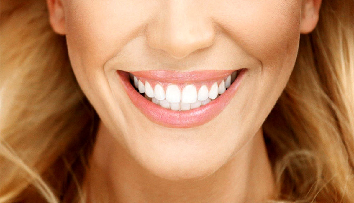 چگونه دندان های سفید و یکدستی داشته باشیم؟