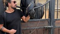 اسب خاص و جذاب خواننده جوان کشور + عکس
