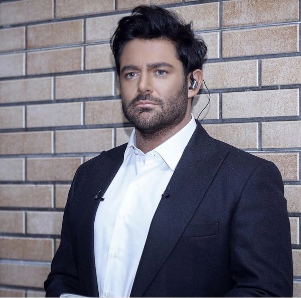 گلزار با کت و شلوار رسمی + عکس