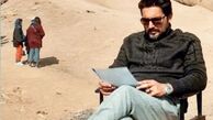 تیپ رسمی حامد بهداد در دل کویر + عکس