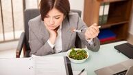 به 5 دلیل محل کارتان باعث چاقی شما میشود
