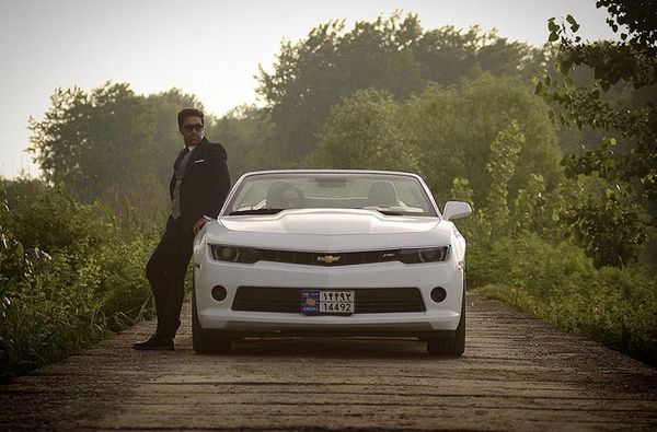 ماشین لاکچری بازیگر چشم روشن سینمای ایران + عکس