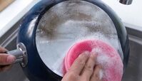 تمیز کردن چربی سوخته ی دیگ و ظروف سه سوته