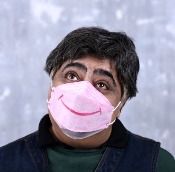 ماسک شاد و بامزه رضا شفیعی جم + عکس