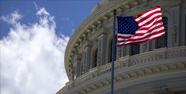 انفجارهای پی‌در‌پی در پایگاه نظامیان آمریکایی در دیرالزور سوریه