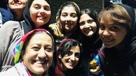 فاطمه هاشمی با دختران محرمانه+عکس